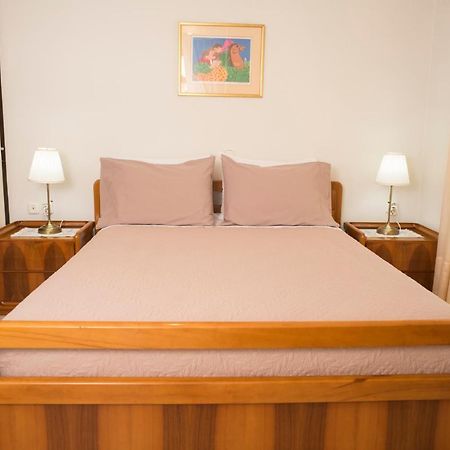 Maisonette With Garden In The Heart Of The Historical Kalamata Center Kültér fotó