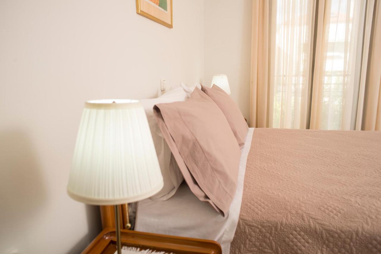 Maisonette With Garden In The Heart Of The Historical Kalamata Center Kültér fotó