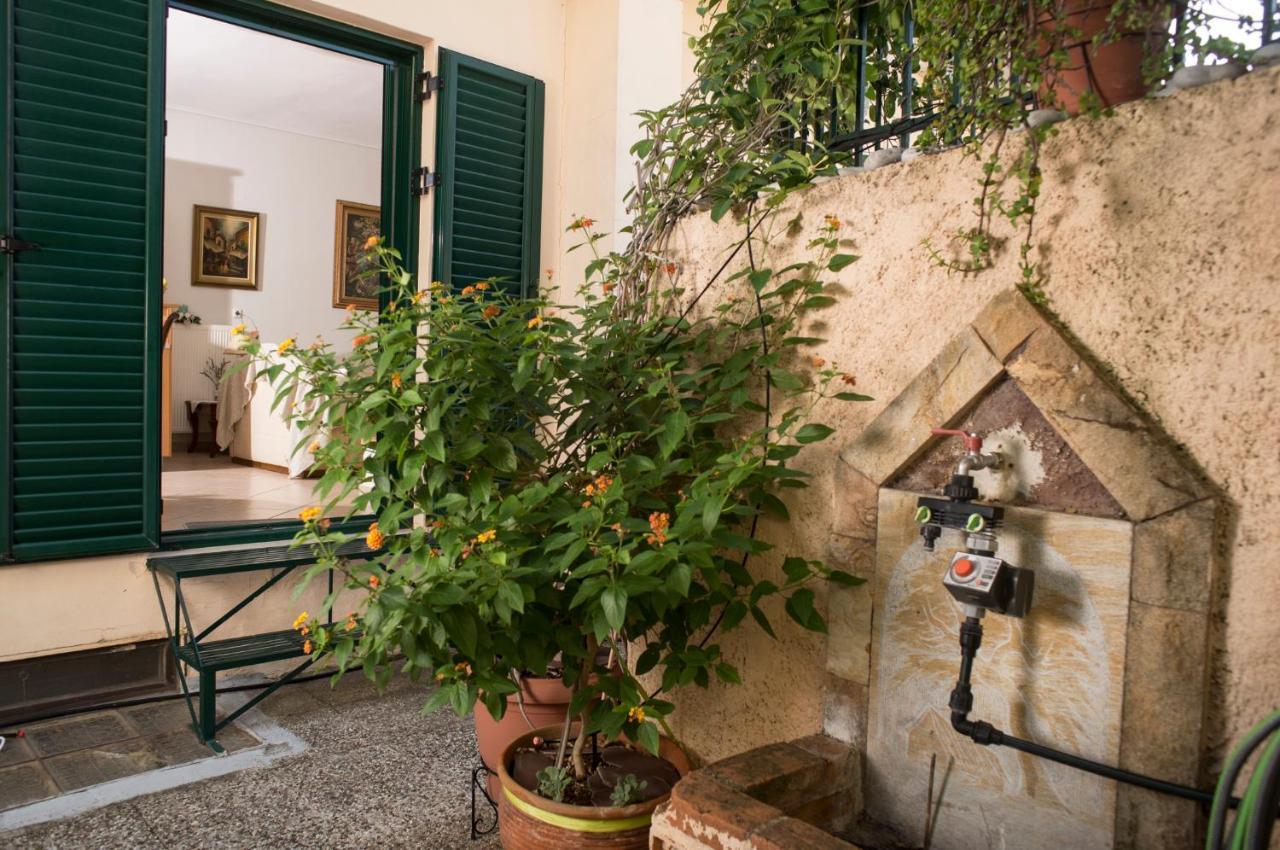 Maisonette With Garden In The Heart Of The Historical Kalamata Center Kültér fotó